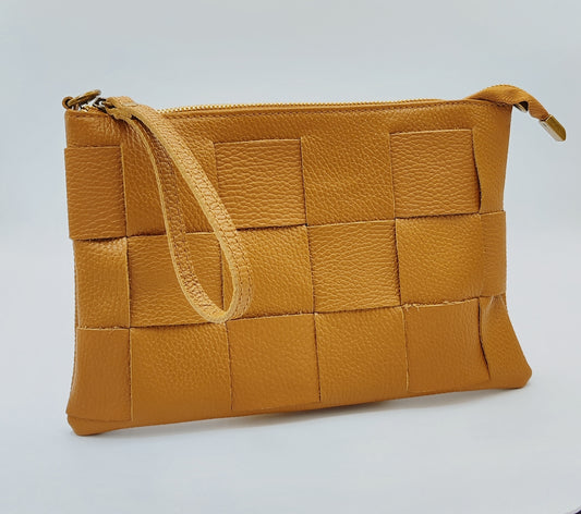 Bolso troquelado pequeño camel
