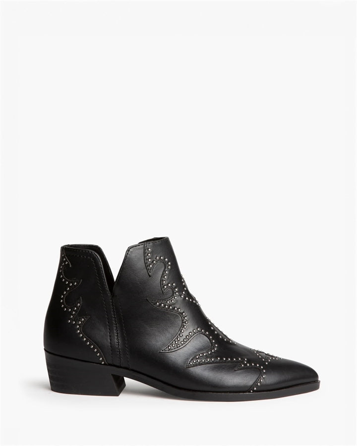Botín cowboy negro con tachuelas