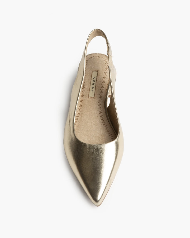 Zapato tacón bajo destalonado dorado