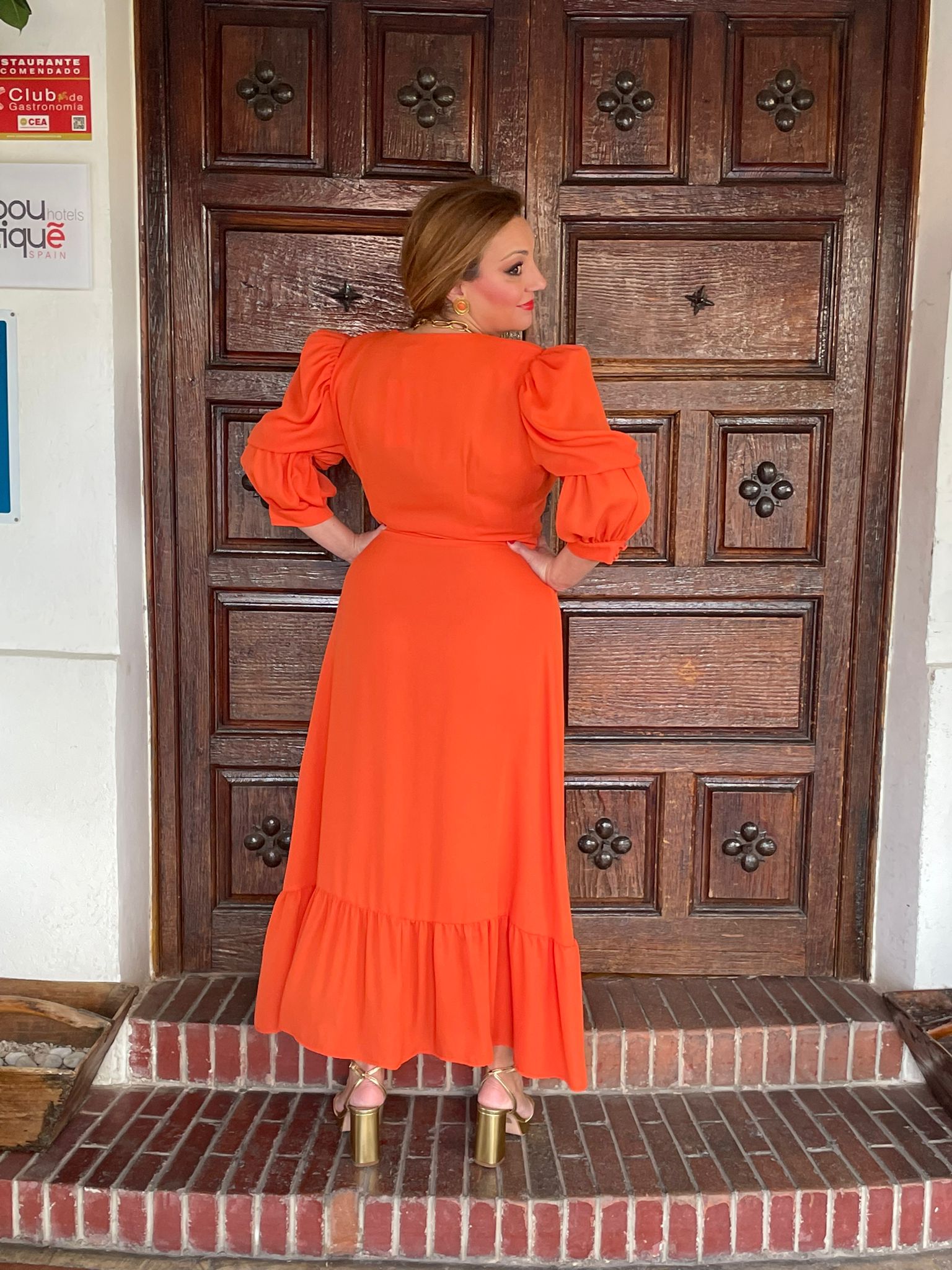 VESTIDO CRUZADO NARANJA LARGO 2