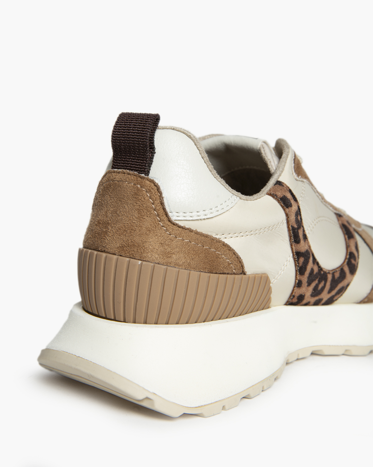 DEPORTIVA CAMEL LEOPARDO 3